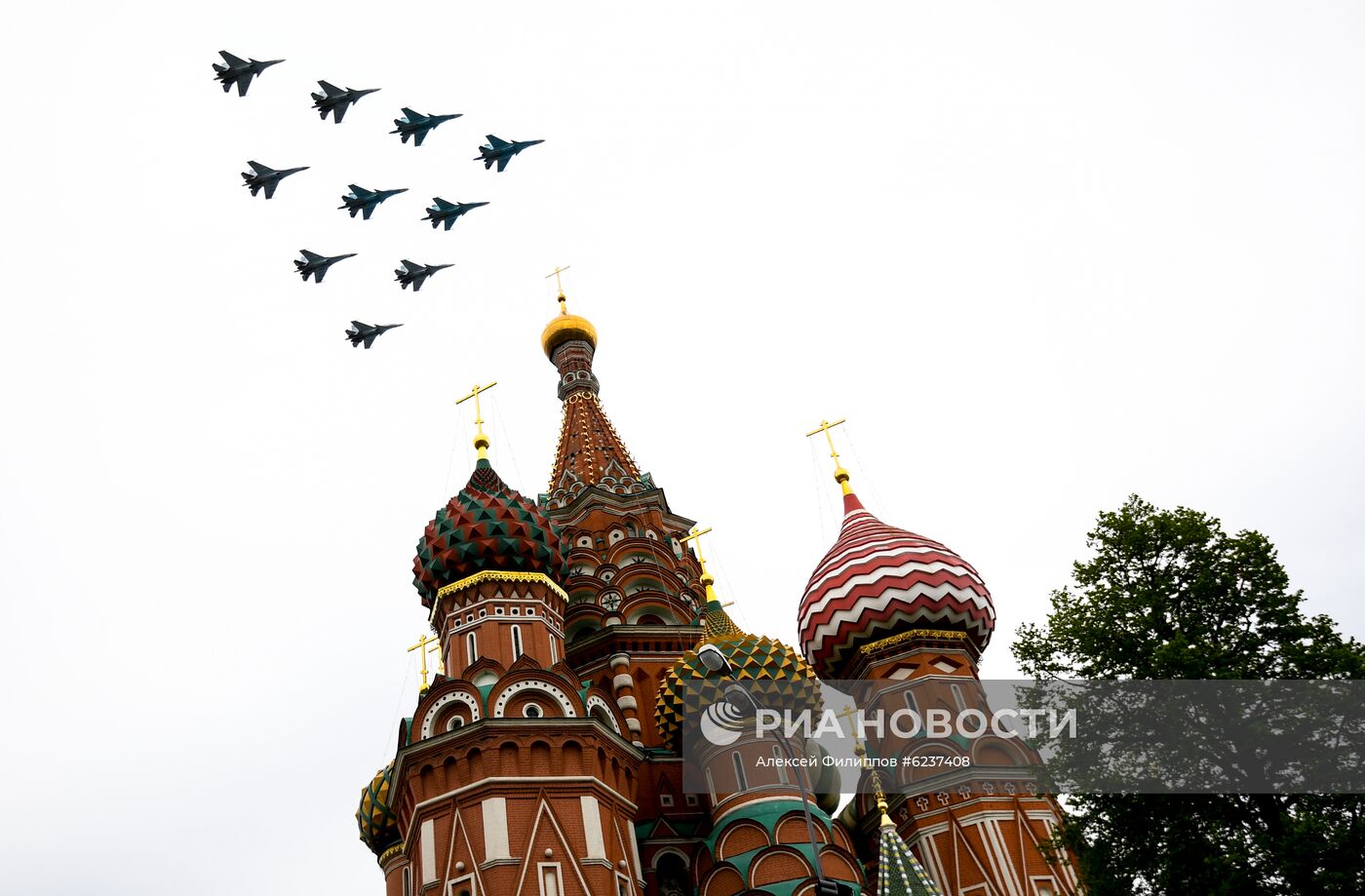 Воздушный парад Победы в Москве