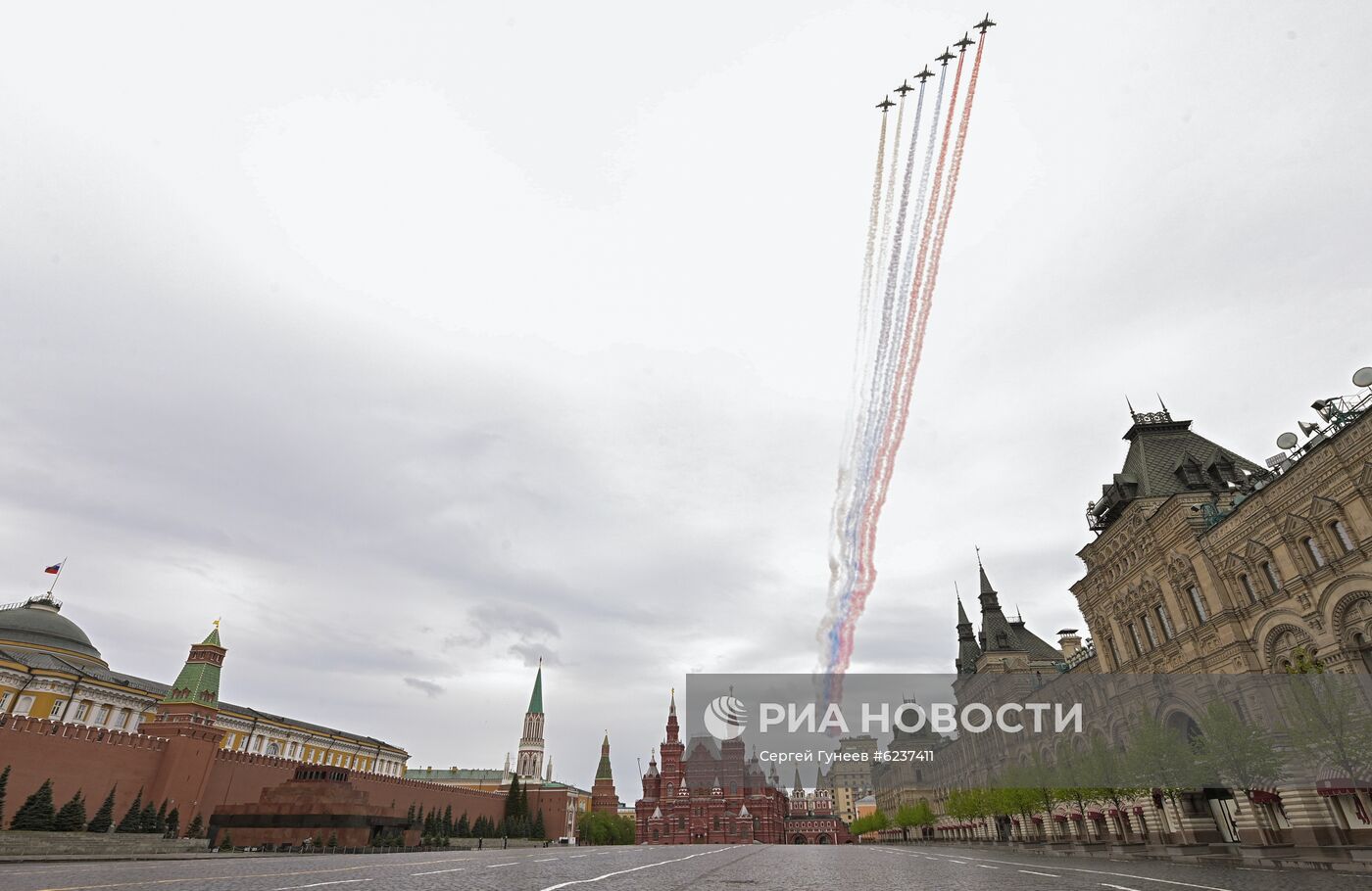 Воздушный парад Победы в Москве