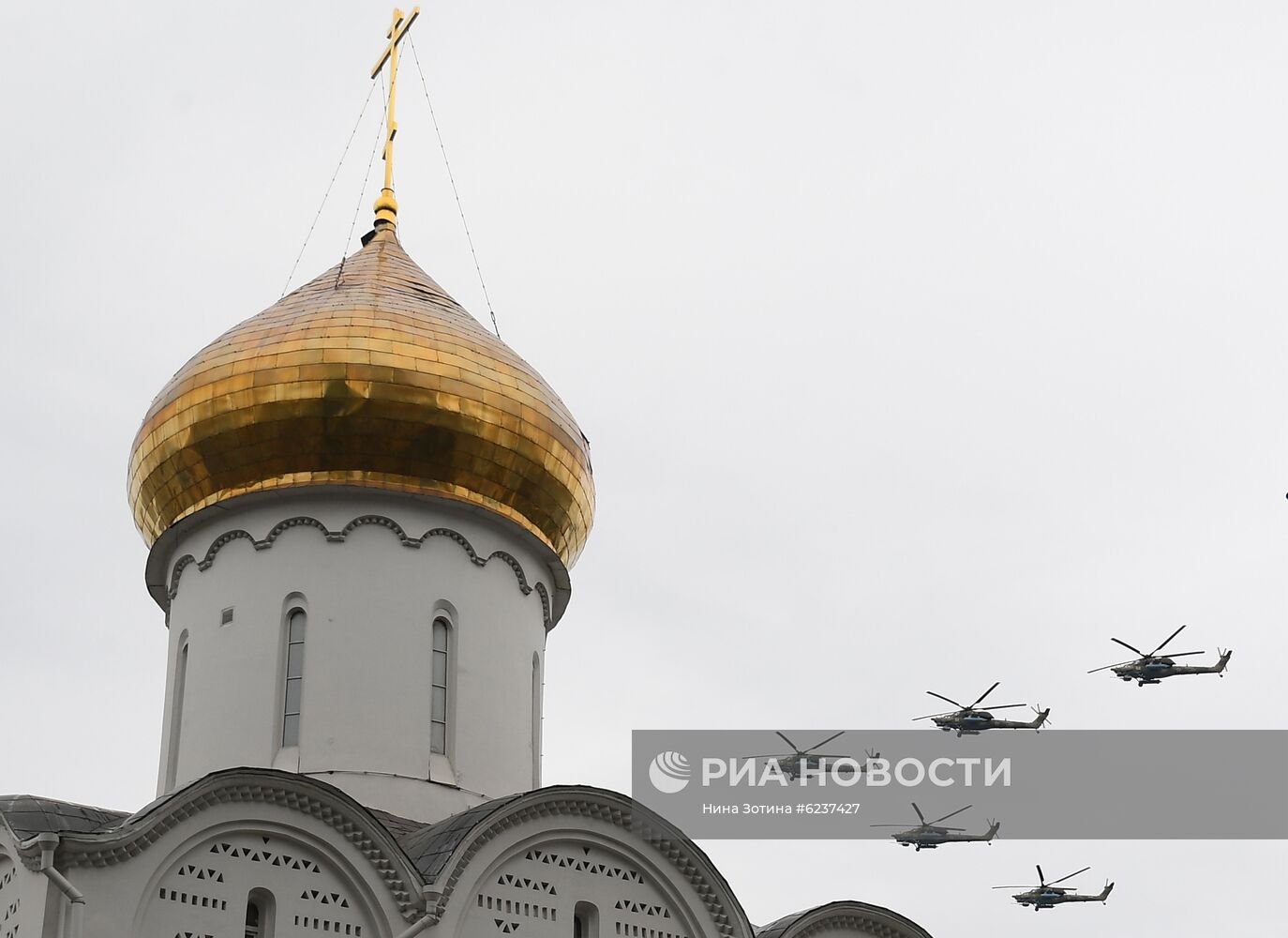 Воздушный парад Победы в Москве