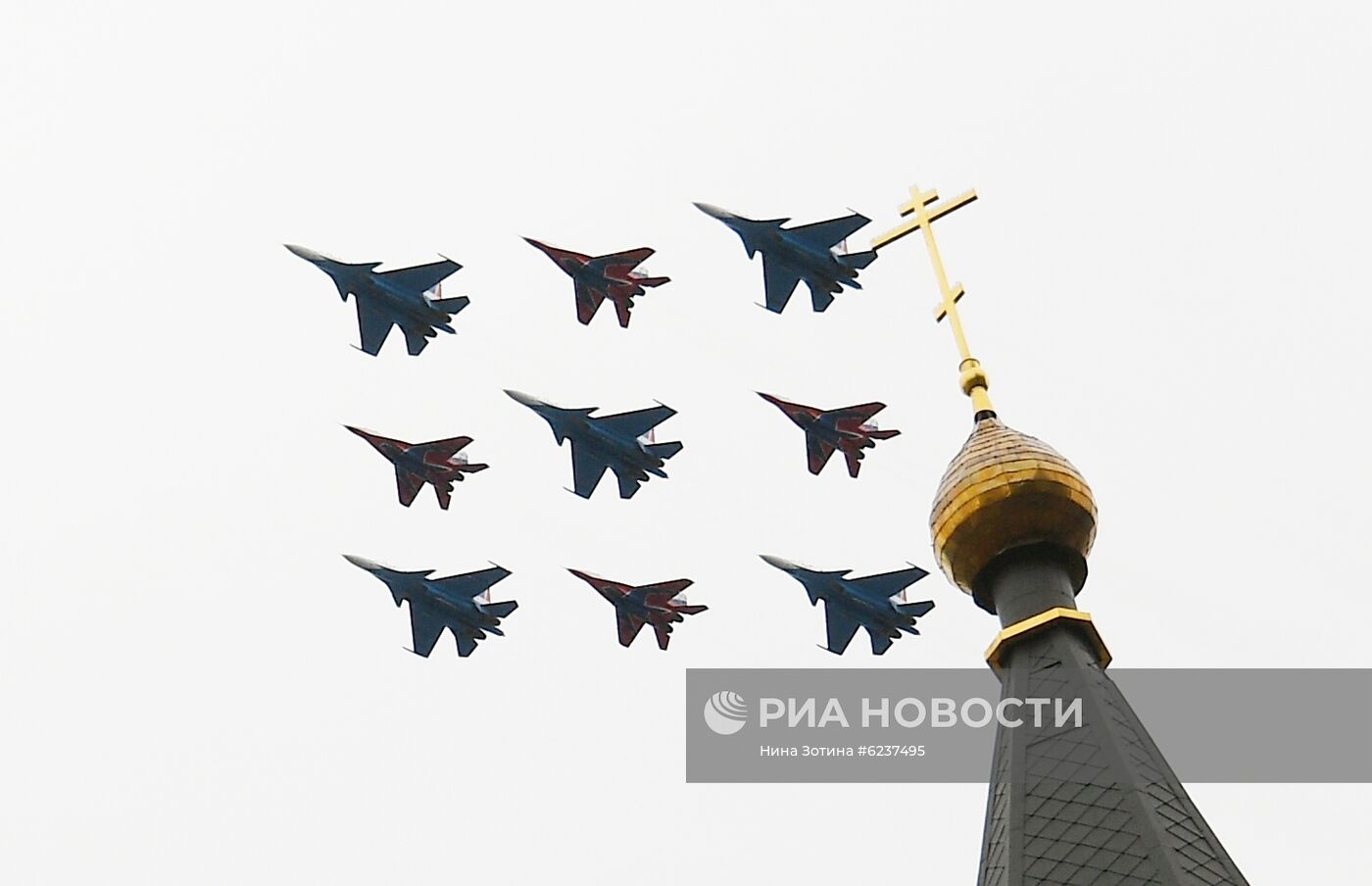 Воздушный парад Победы в Москве