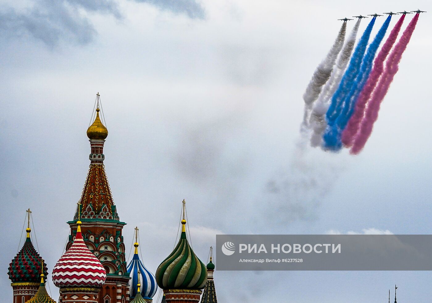 Воздушный парад Победы в Москве