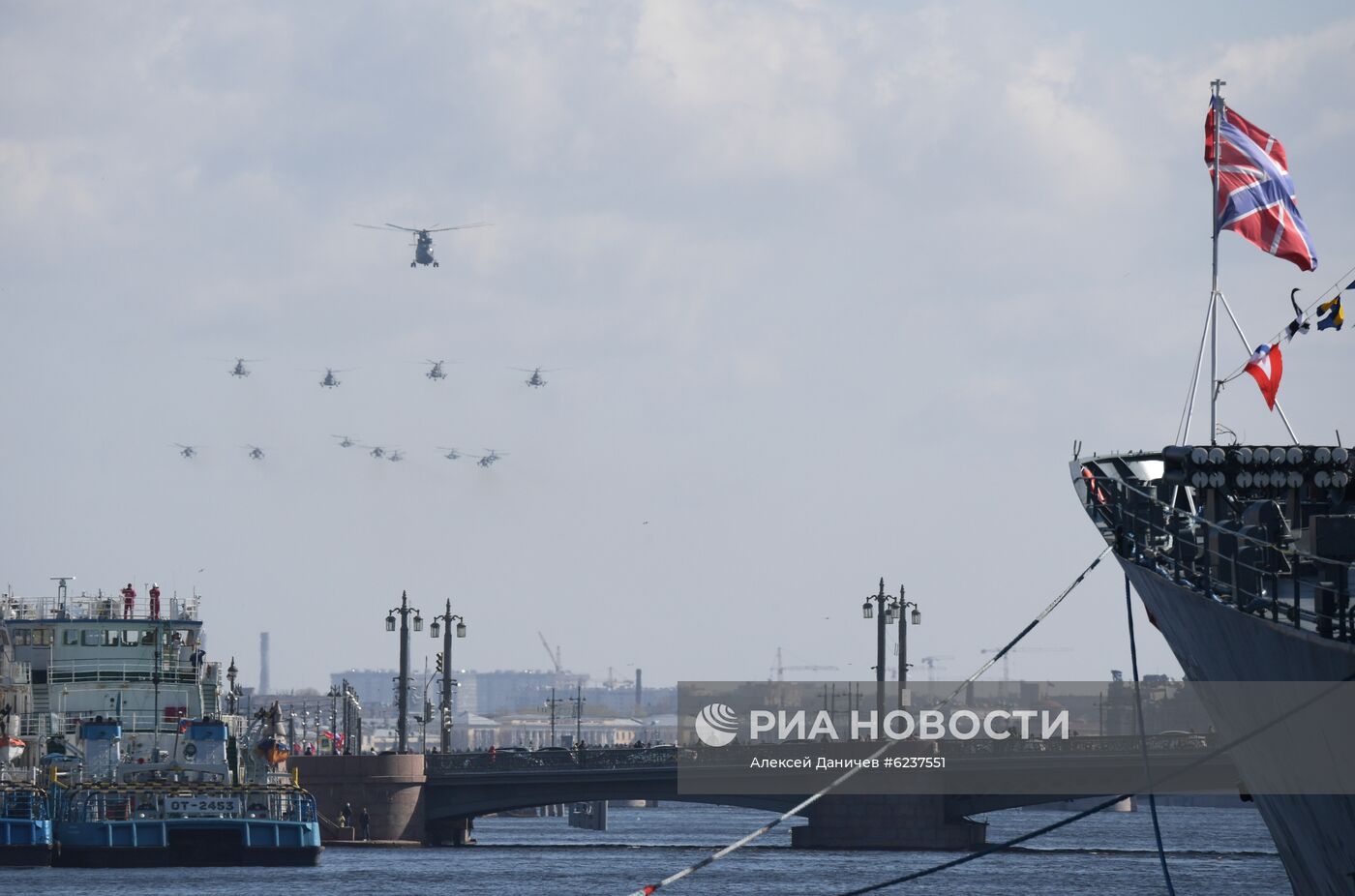 Воздушный парад Победы в городах России