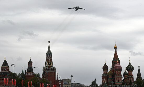 Воздушный парад Победы в Москве