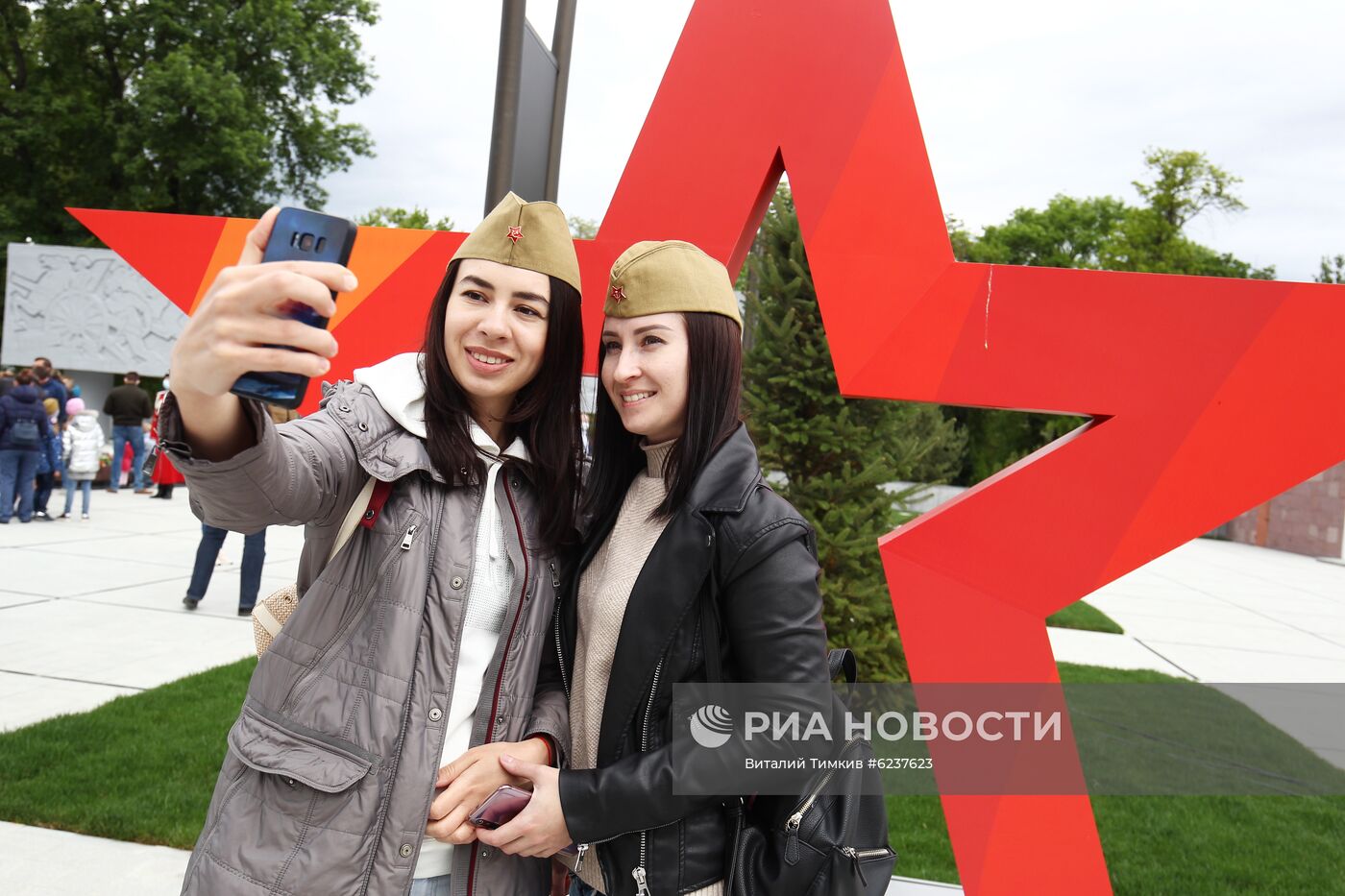Празднование Дня Победы в городах России