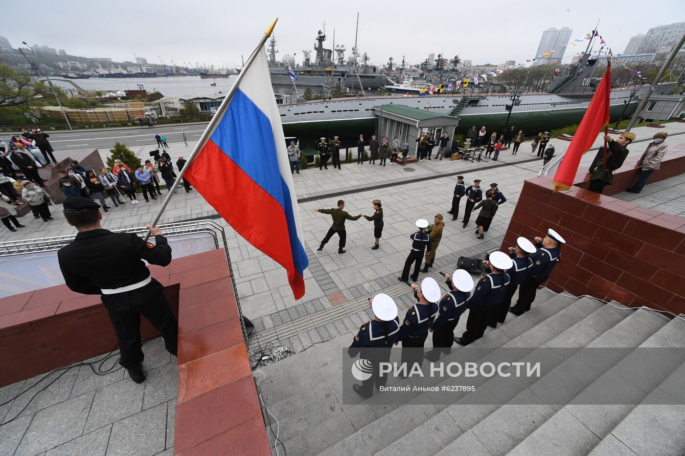 Празднование Дня Победы в городах России