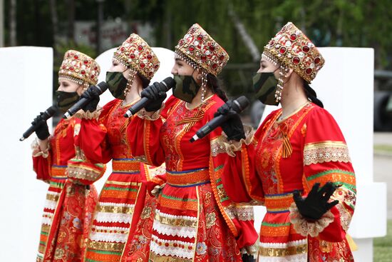 Празднование Дня Победы в городах России