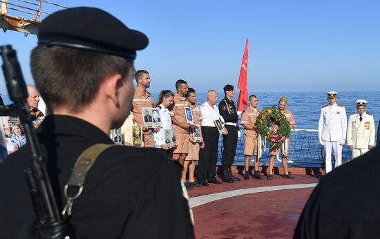 Празднование Дня Победы на судне "Адмирал Владимирский"