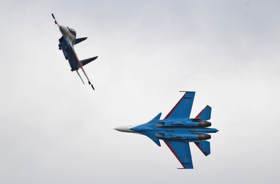 Авиационный праздник в честь Дня Победы