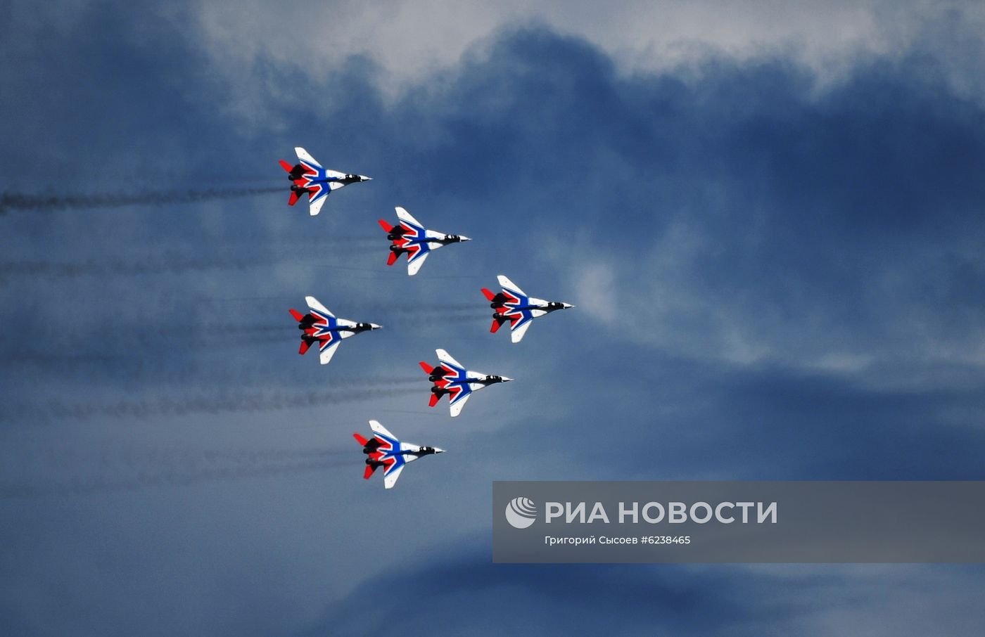 Авиационный праздник в честь Дня Победы
