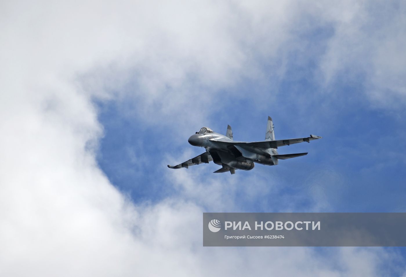 Авиационный праздник в честь Дня Победы