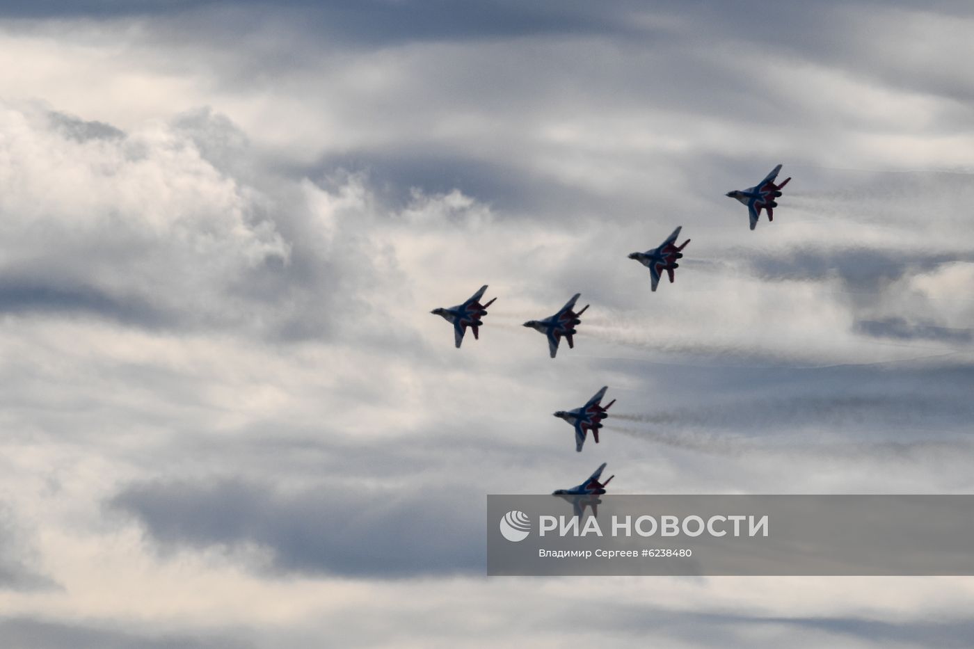 Авиационный праздник в честь Дня Победы