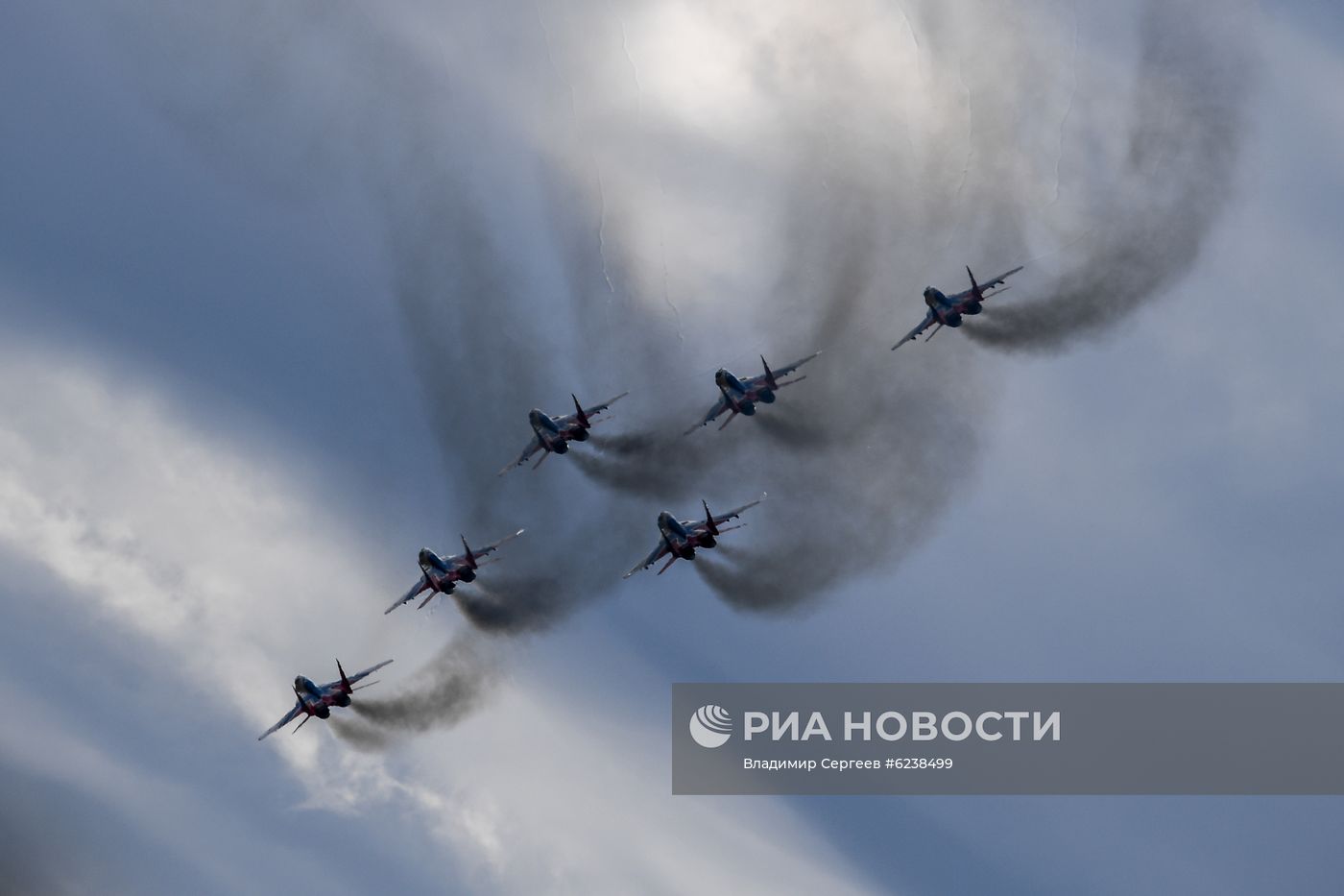 Авиационный праздник в честь Дня Победы