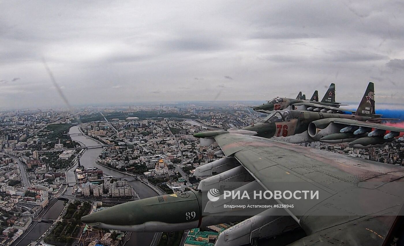 Воздушный парад Победы в Москве