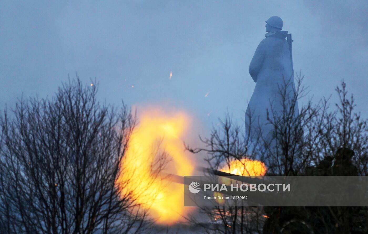 Салют в честь 75-летия Победы в регионах России