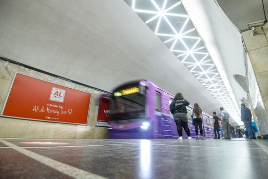 Метрополитен в Баку возобновил работу