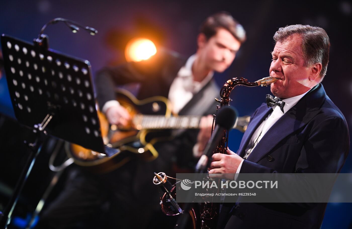 Праздничный концерт И. Абдразакова и джазового квинтета И. Бутмана "Посвящение"