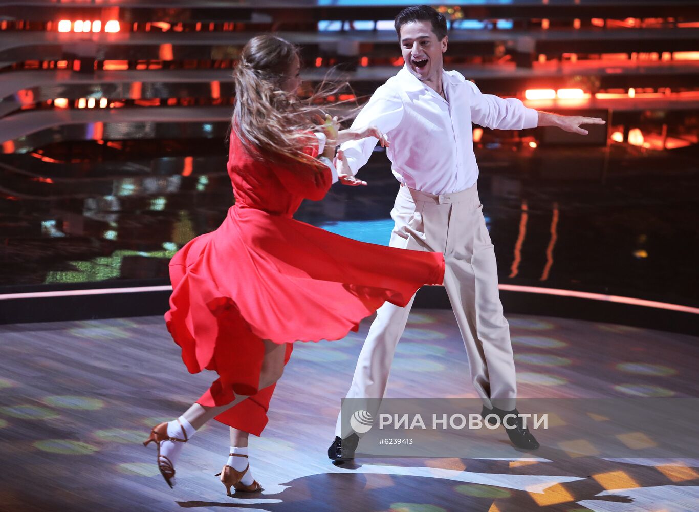 Съемки шестого выпуска шоу "Танцы со звездами" на телеканале "Россия 1"
