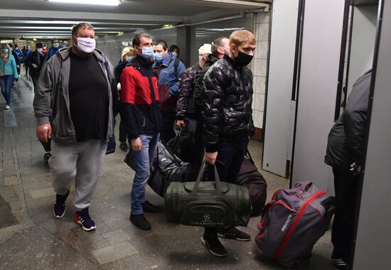 Поэтапное снятие карантина в Москве 