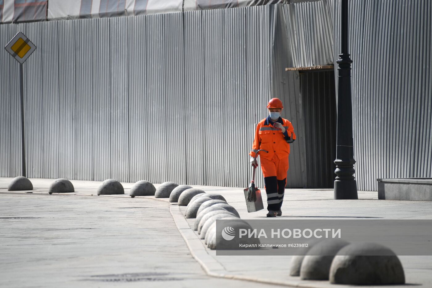 Поэтапное снятие карантина в Москве