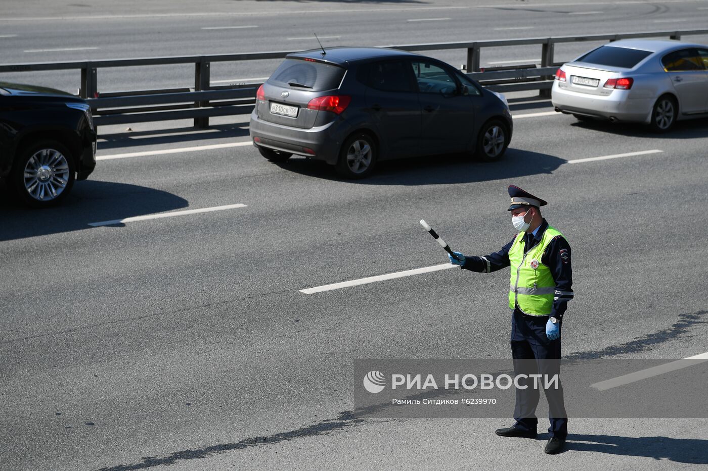 Поэтапное снятие карантина в Москве 