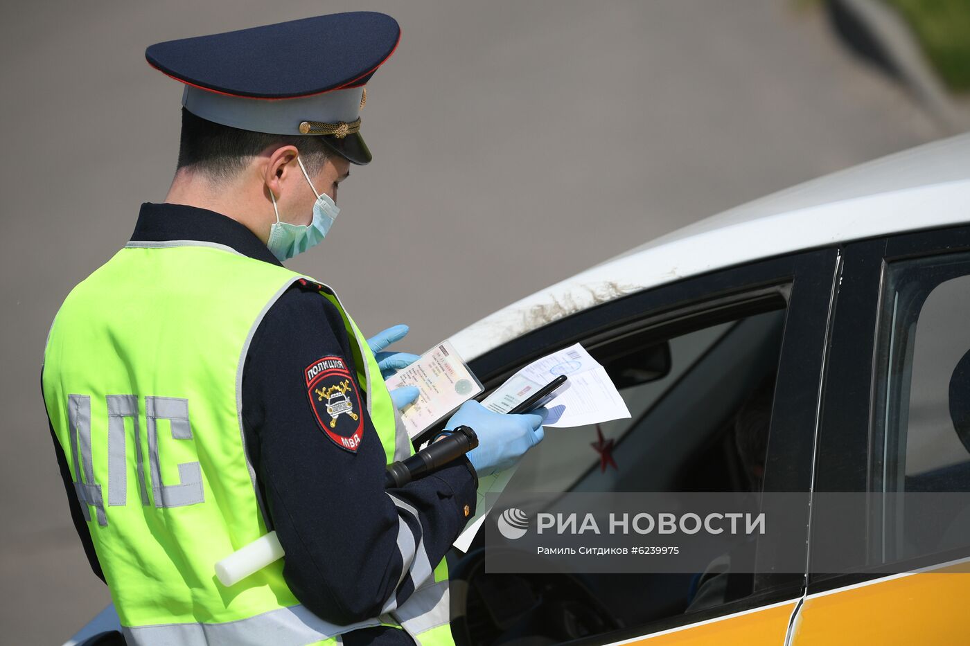 Поэтапное снятие карантина в Москве 