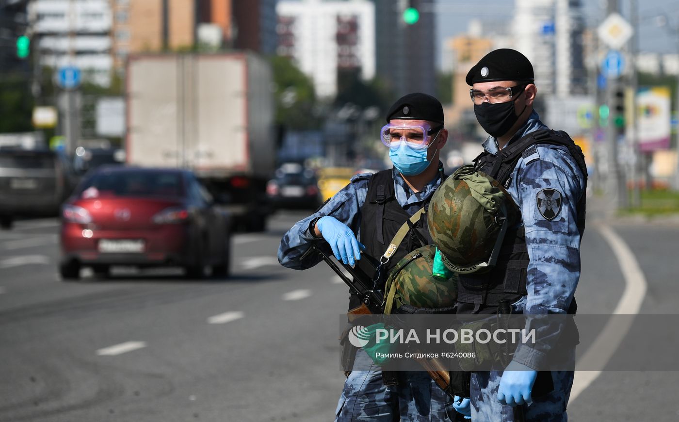 Поэтапное снятие карантина в Москве