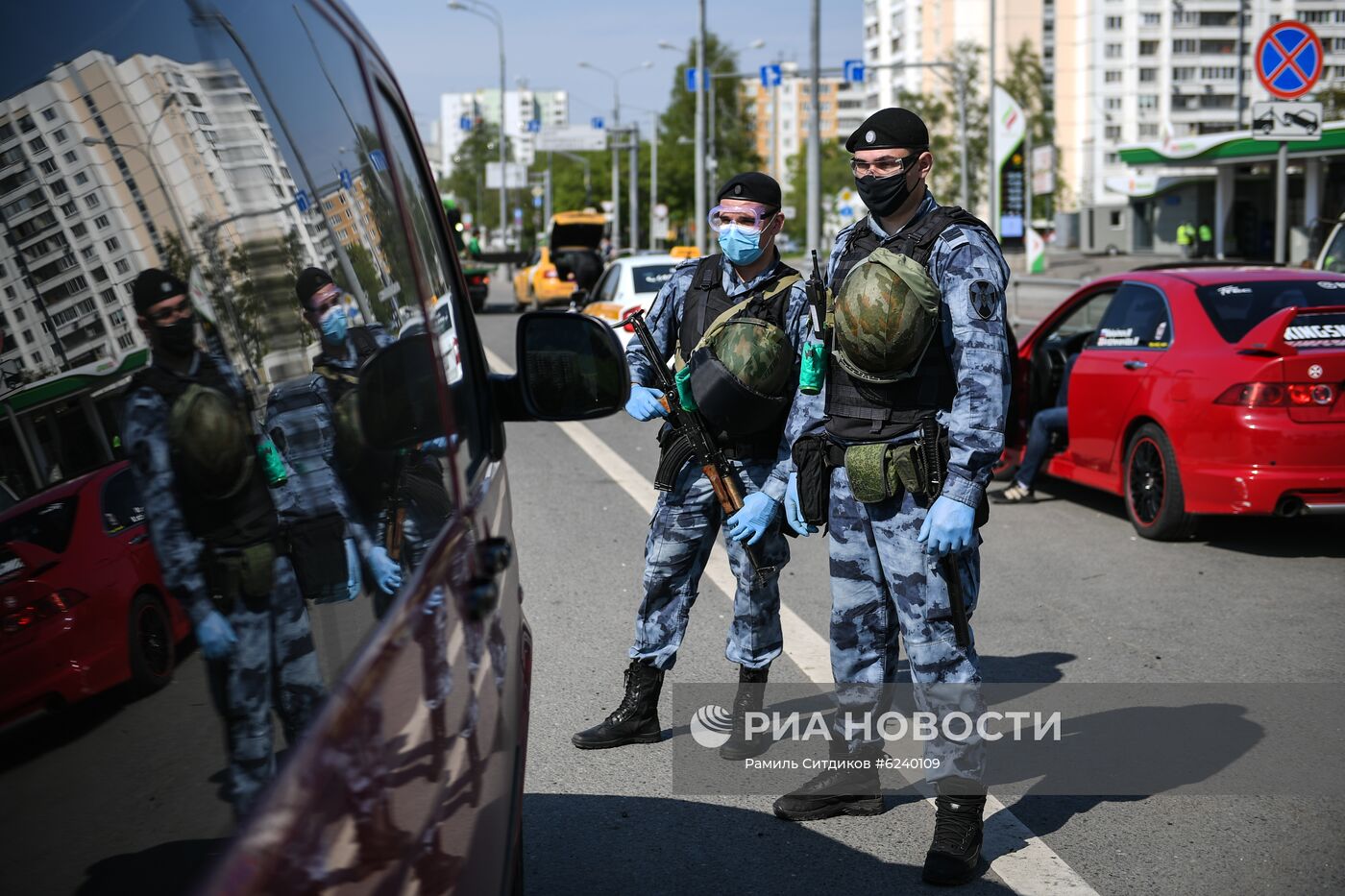 Поэтапное снятие карантина в Москве 