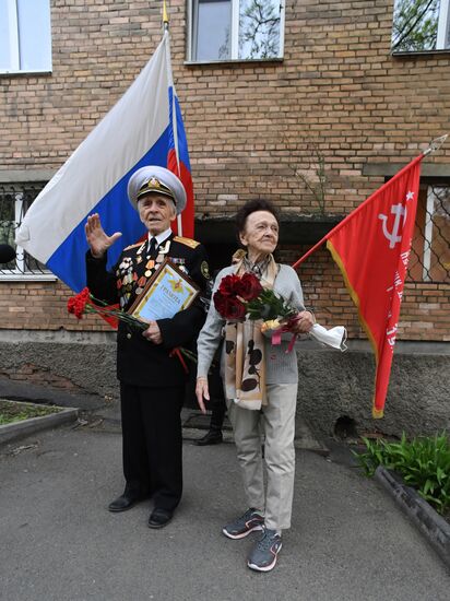 Поздравление ветерана Великой Отечественной войны А. А. Кокина с Днём Победы