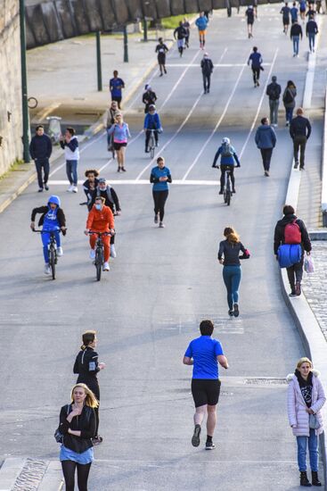 Ослабление карантинного режима во Франции