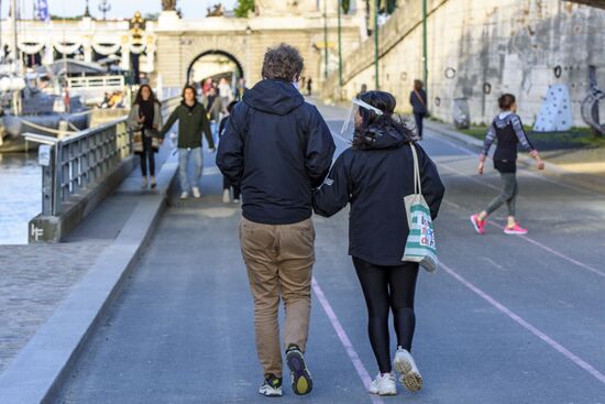 Ослабление карантинного режима во Франции