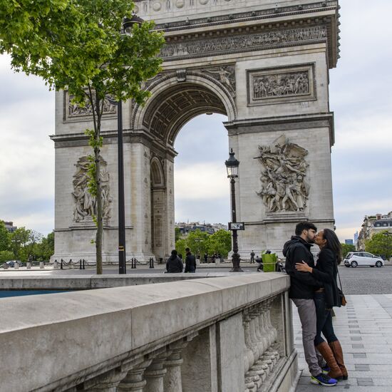 Ослабление карантинного режима во Франции