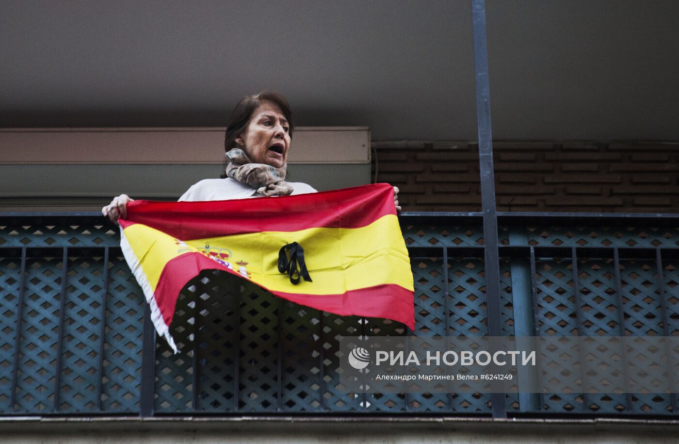 Акция против карантинных мер в Мадриде