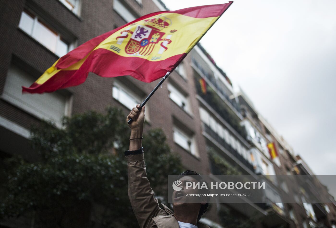 Акция против карантинных мер в Мадриде