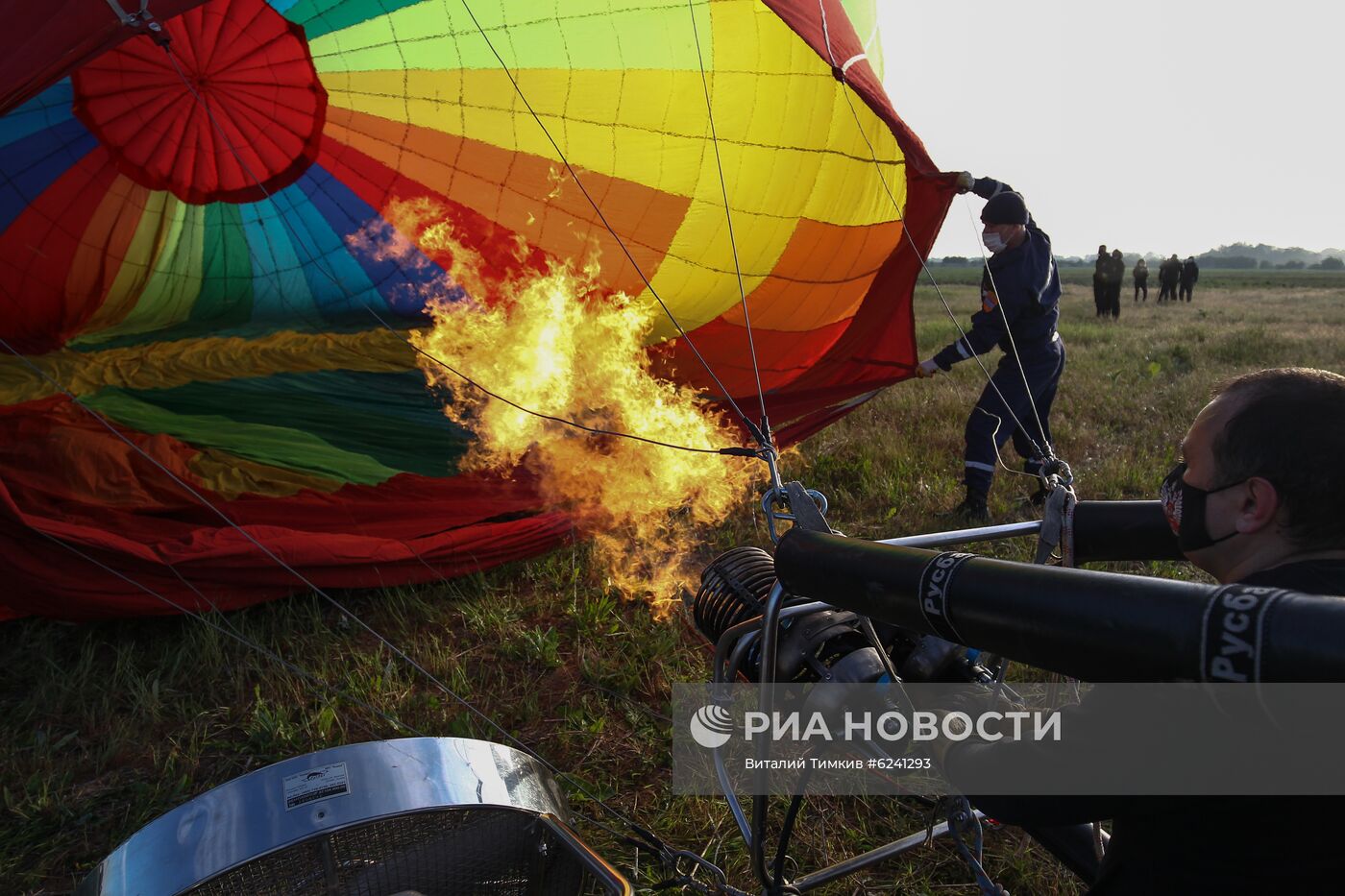 Запуск воздушных шаров в честь 75-й годовщины Победы