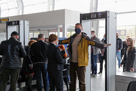 Санитарно-эпидемиологический контроль в аэропорту Калининграда