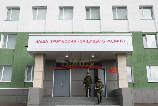 Военнослужащие получили служебное жилье в Подмосковье 