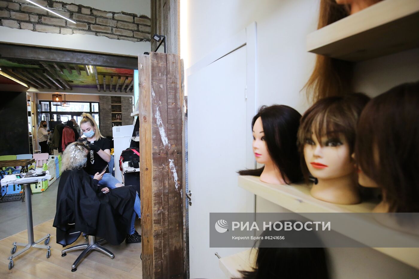 Работа салона красоты в Волгограде