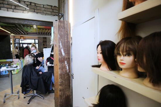 Работа салона красоты в Волгограде