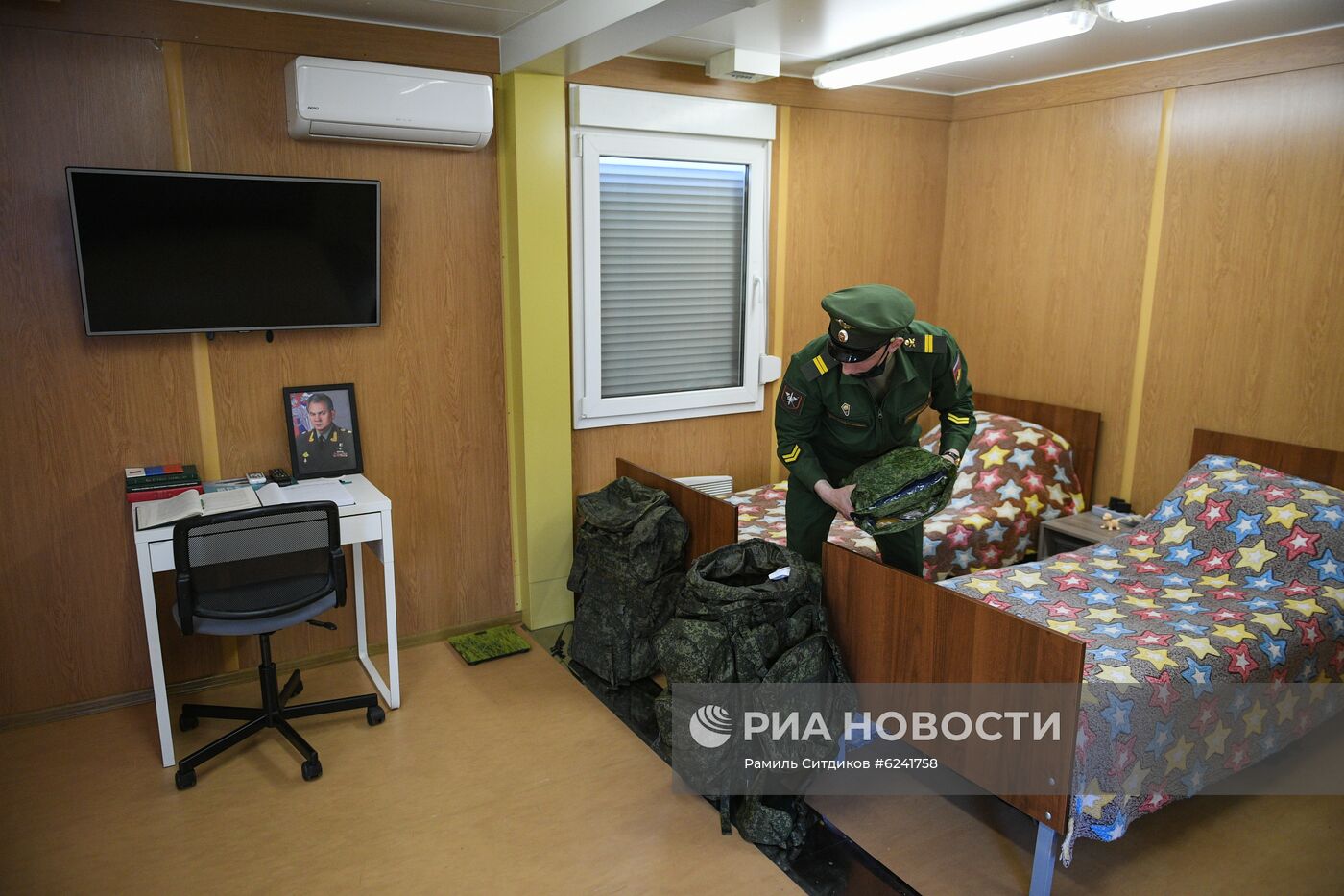 Военнослужащие получили служебное жилье в Подмосковье