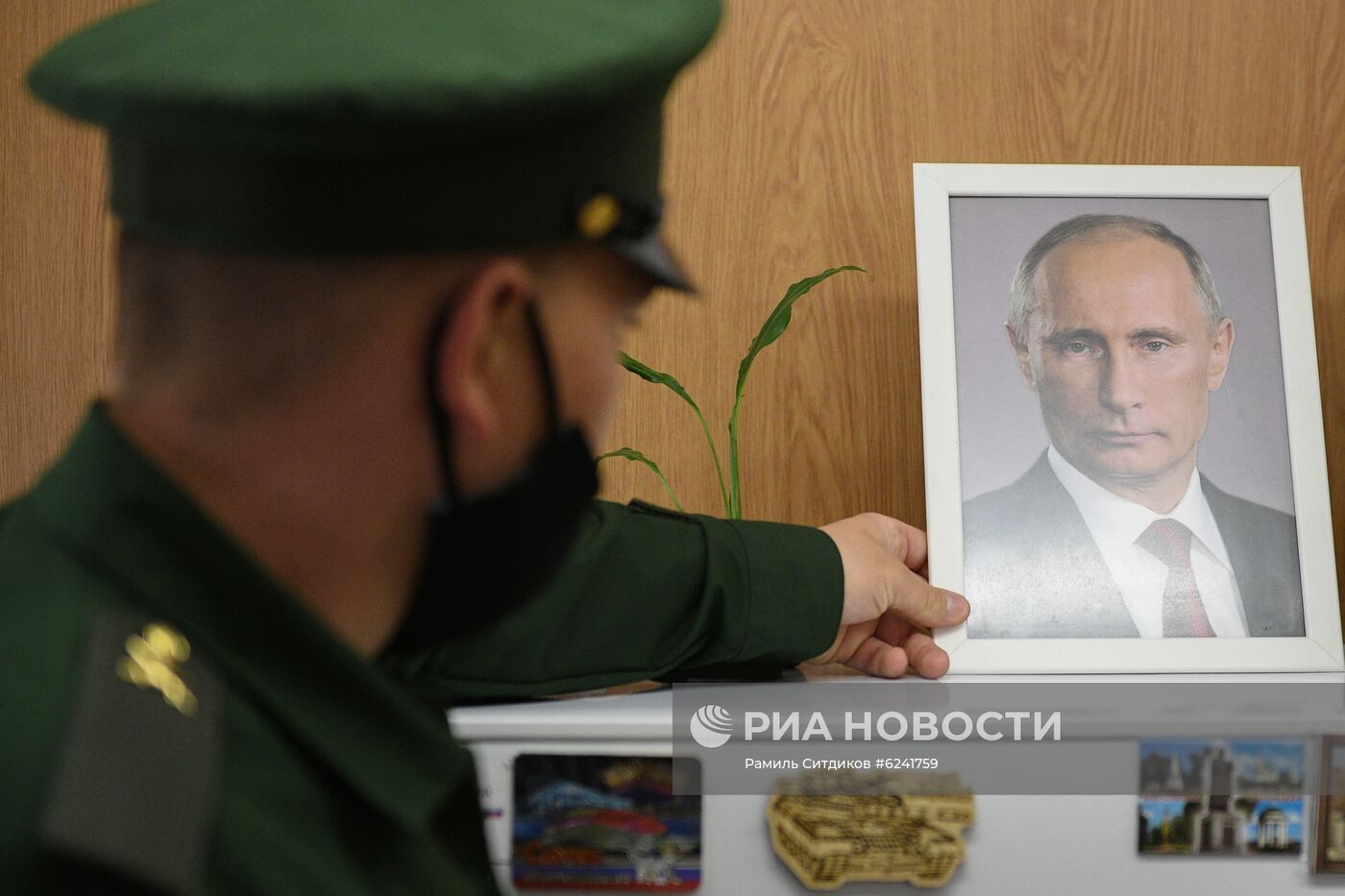 Военнослужащие получили служебное жилье в Подмосковье