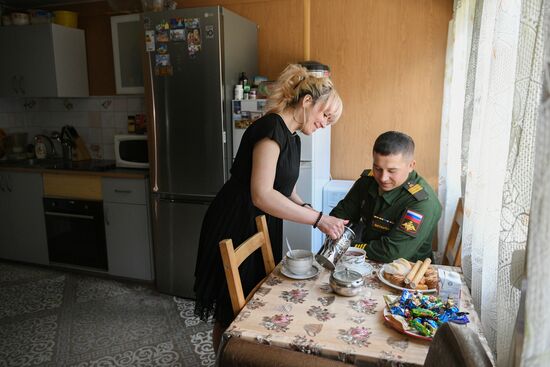 Военнослужащие получили служебное жилье в Подмосковье  Военнослужащие получили служебное жилье в Подмосковье 