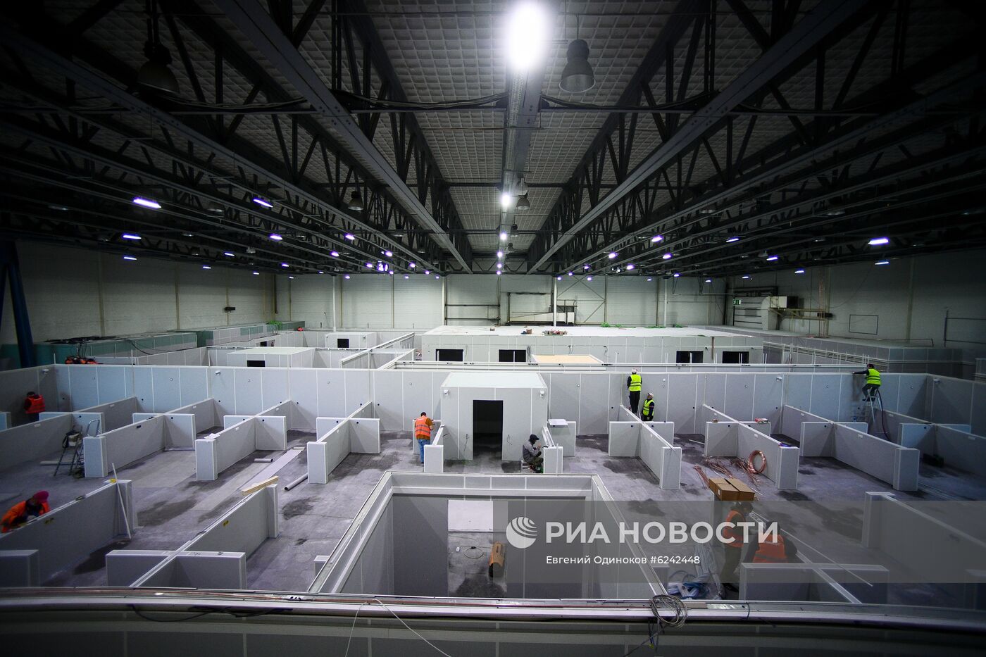 Строительство временных госпиталей для пациентов с COVID-19