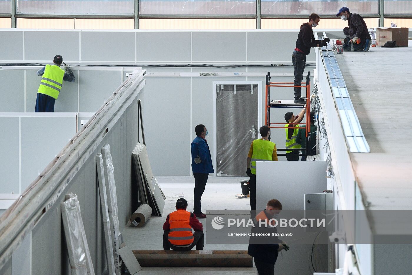 Строительство временных госпиталей для пациентов с COVID-19