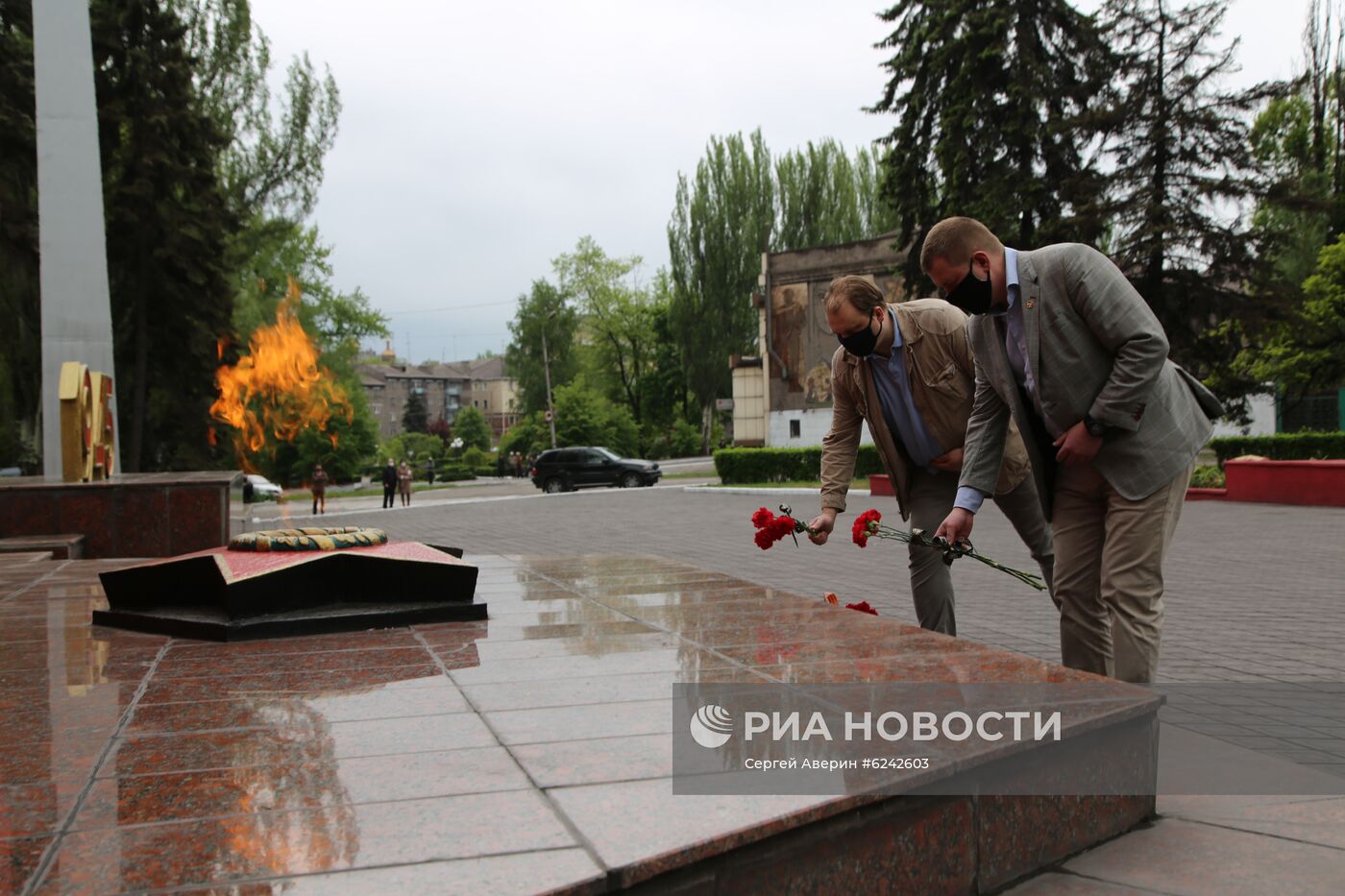 Церемония перезахоронения останков безымянного солдата, погибшего в годы ВОВ