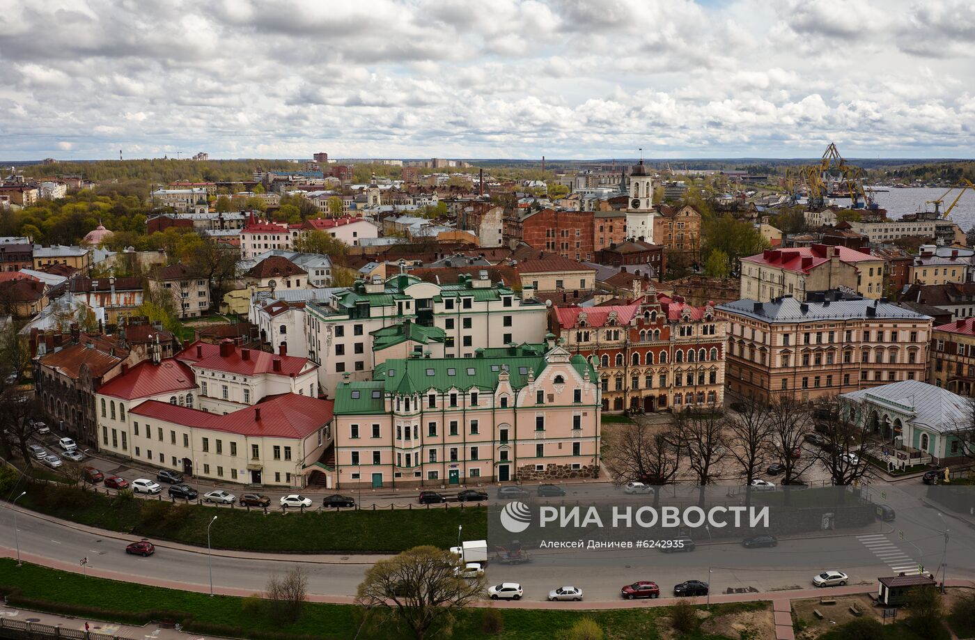 Ослабление карантинного режима в городах России