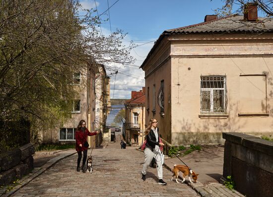 Ослабление карантинного режима в городах России