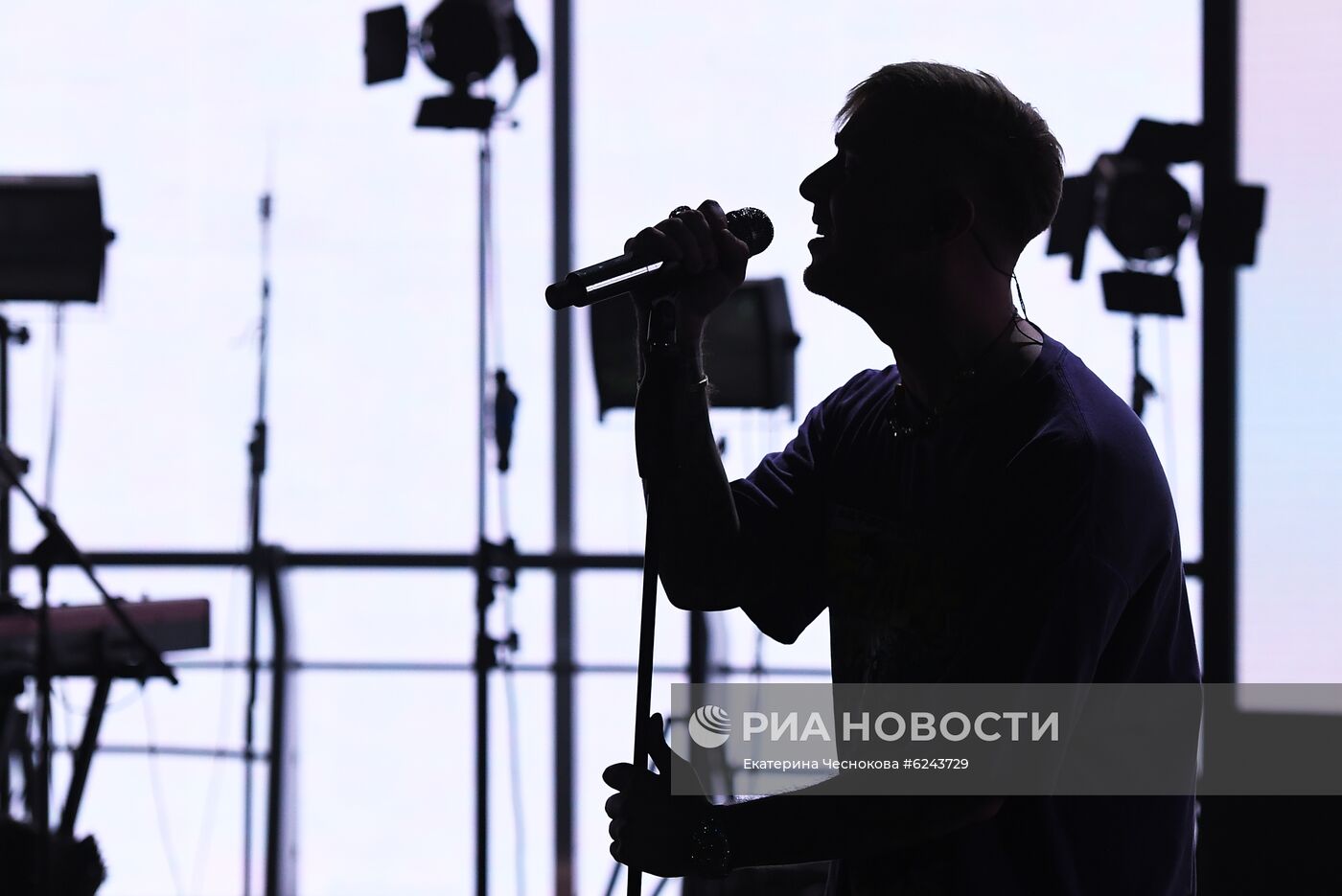 Онлайн-концерт Е. Крида