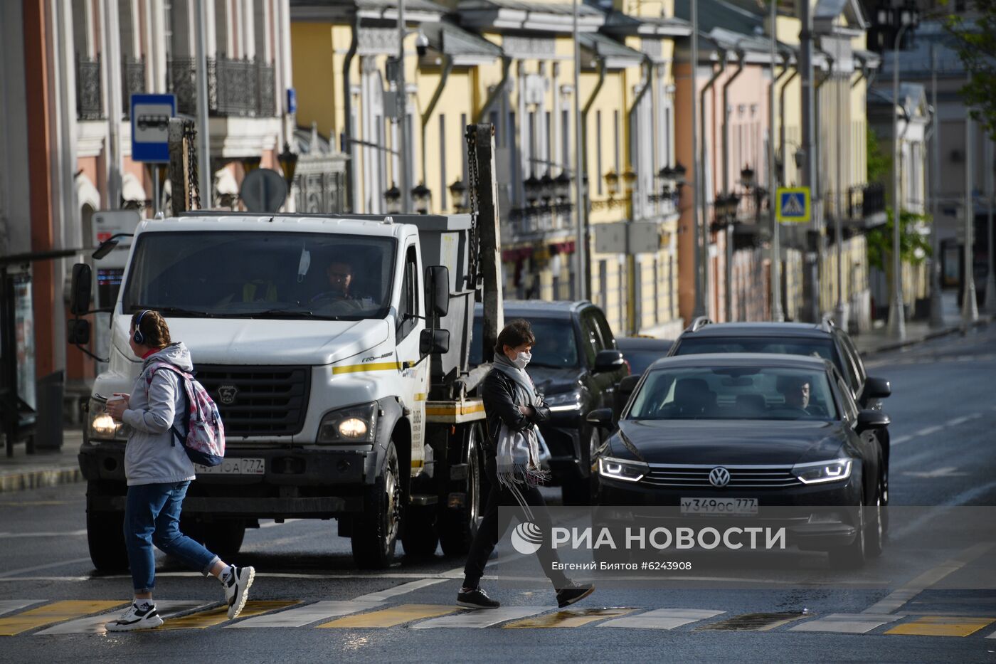 Москва во время режима самоизоляции жителей Москва во время режима самоизоляции жителей