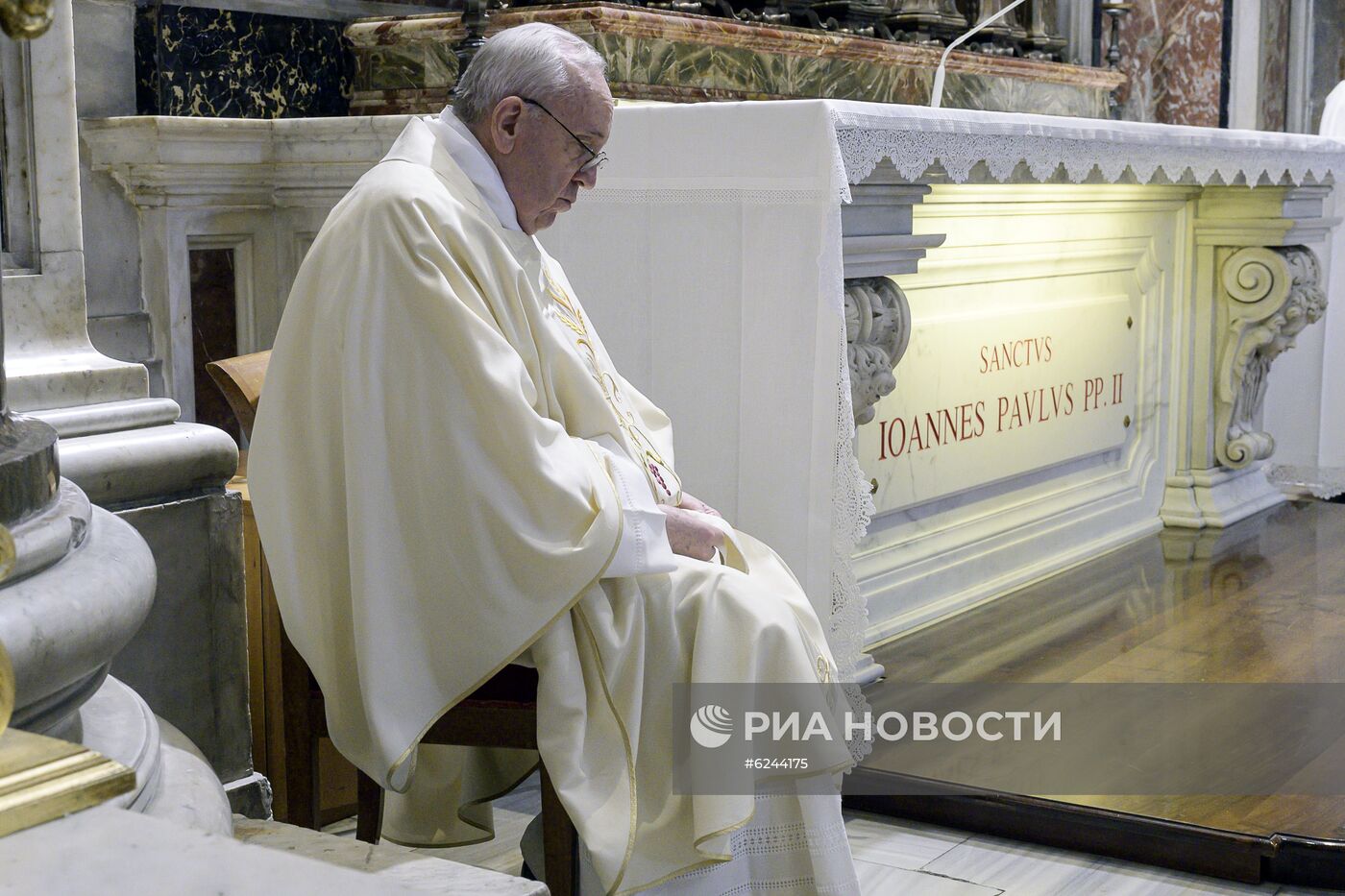 В Ватикане возобновлены публичные богослужения