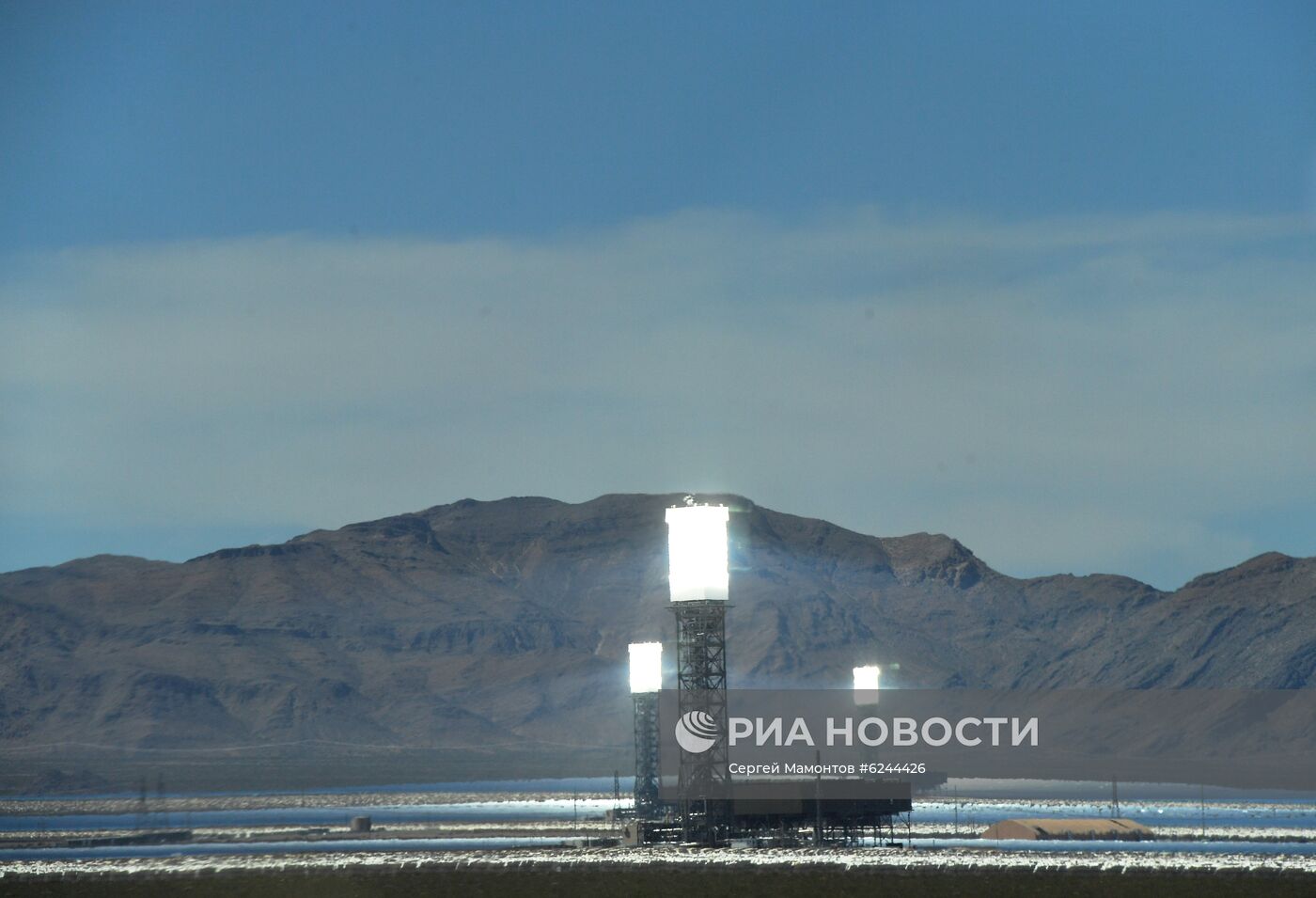Солнечная электростанция Ivanpah в Калифорнии